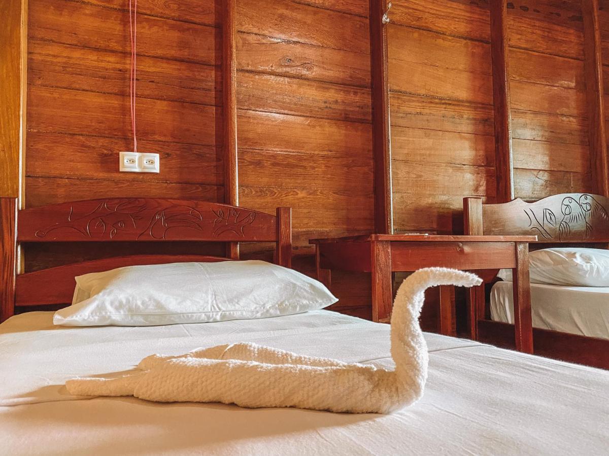 Amazon Arowana Lodge Careiro エクステリア 写真