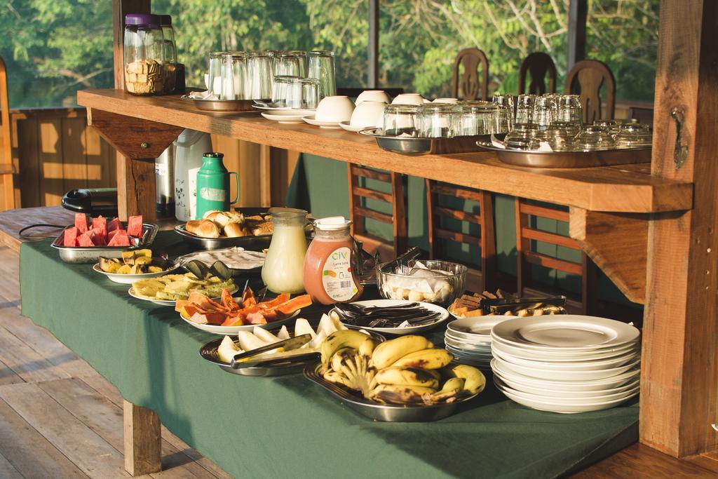 Amazon Arowana Lodge Careiro エクステリア 写真