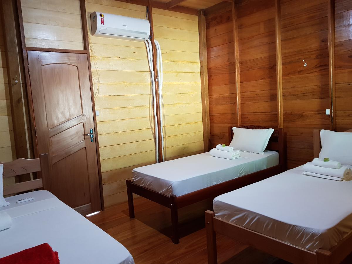 Amazon Arowana Lodge Careiro エクステリア 写真